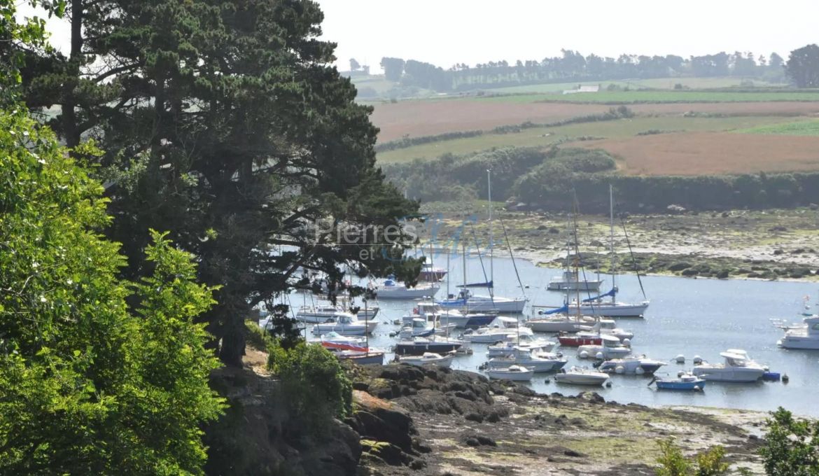 VENTE BELLE MAISON AVEC PISCINE LANILDUT FINISTèRE NORD ...