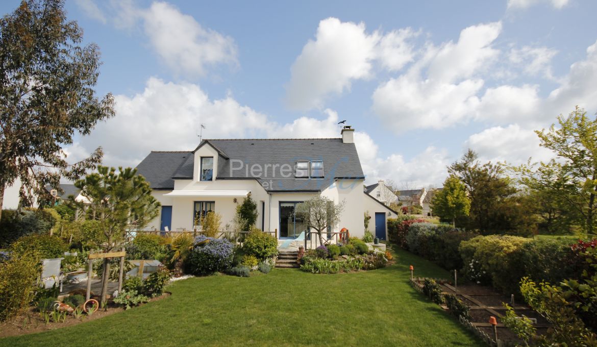 VENTE MAISON BORD DE MER ARZON - PIERRES ET MER