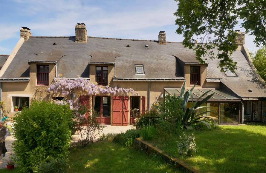 VENTE MAISON BORD DE MER ILE DU GOLFE DU MORBIHAN - PIERRES ET MER