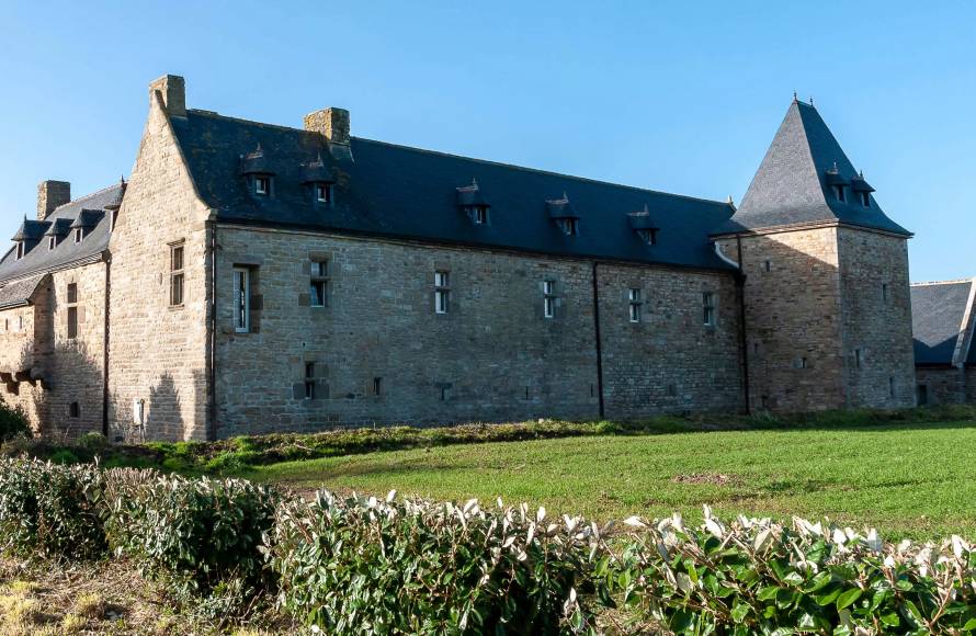 Manoir de prestige en pointe Bretonne