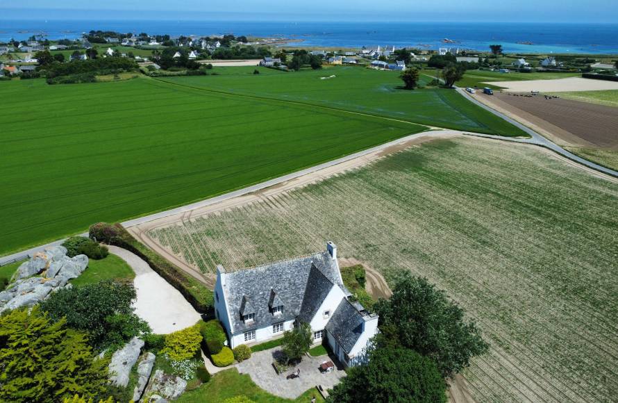 Maison d'exception, proche des plages - PLOUNEOUR-TREZ - Finistère Nord
