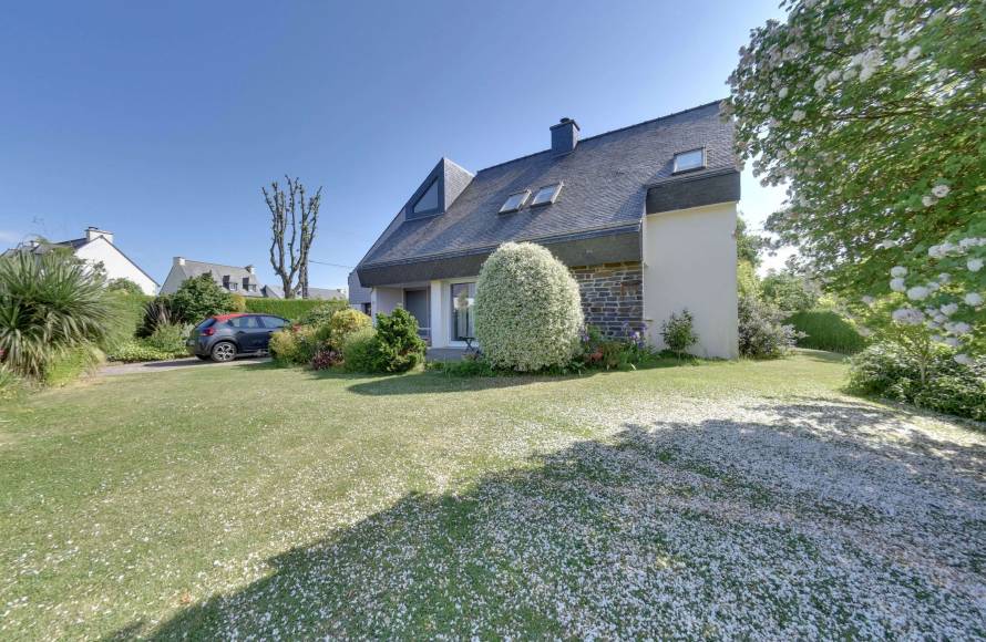 Maison contemporaine à Trélivan, proche de Dinan