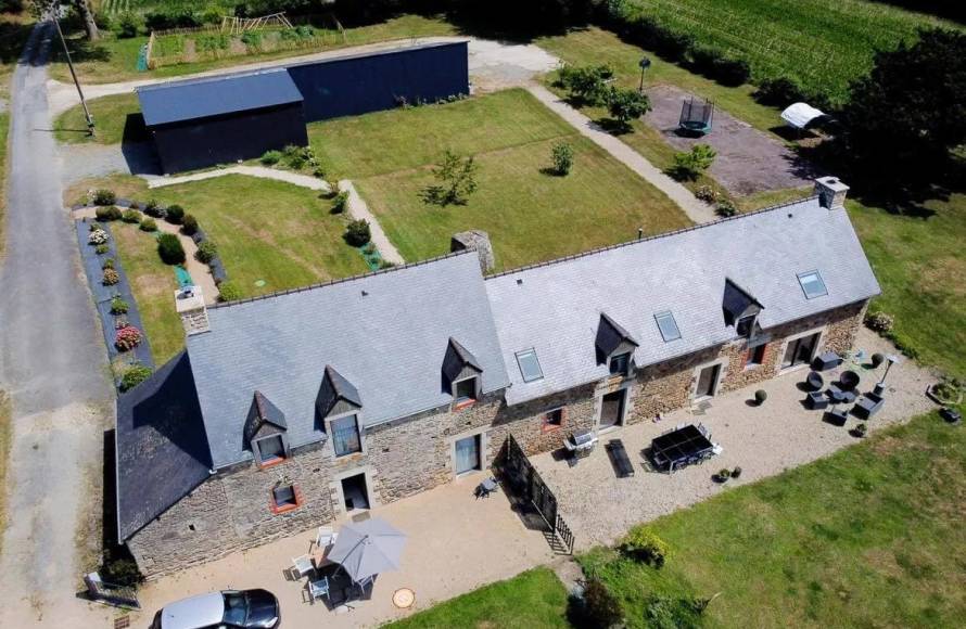 Longère en parfait état à quelques minutes de Saint-Cast et de Plancoët