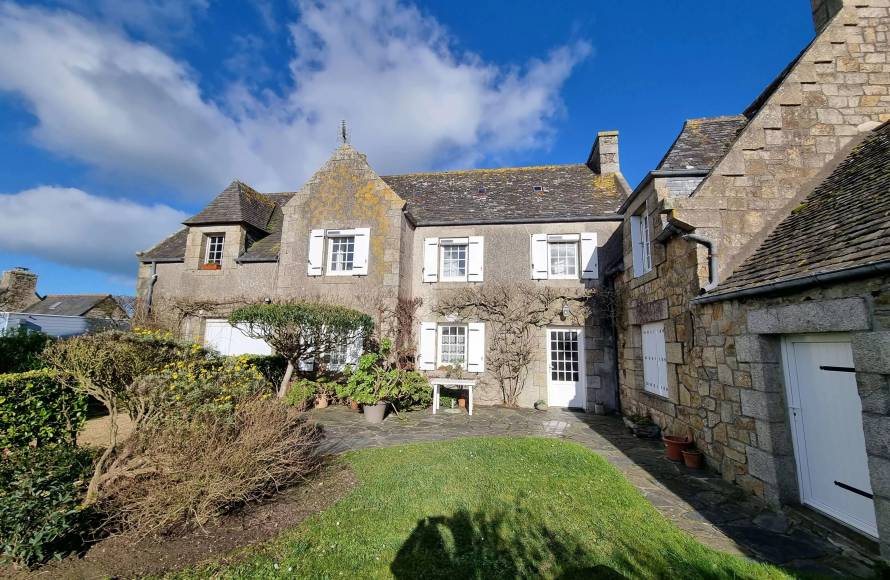 Maison en pierres proche des plages et du centre de Santec