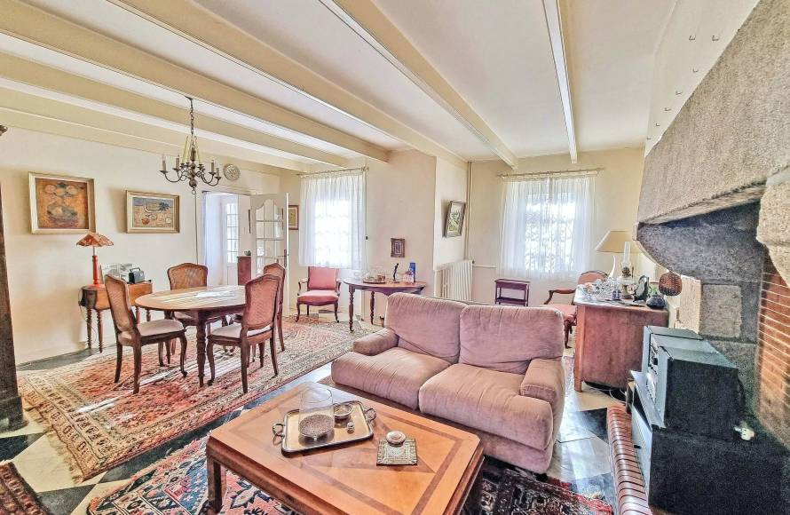 Maison en pierres proche des plages et du centre de Santec