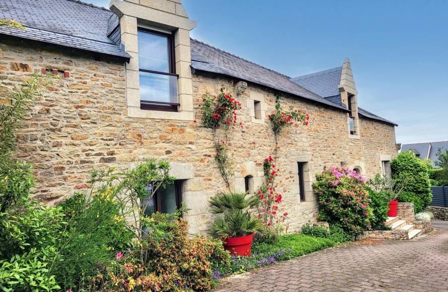 Longère en pierre proche du centre de Vannes