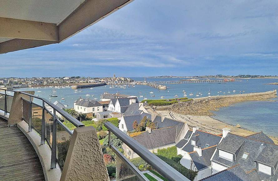 Appartement T6 vue mer à Roscoff