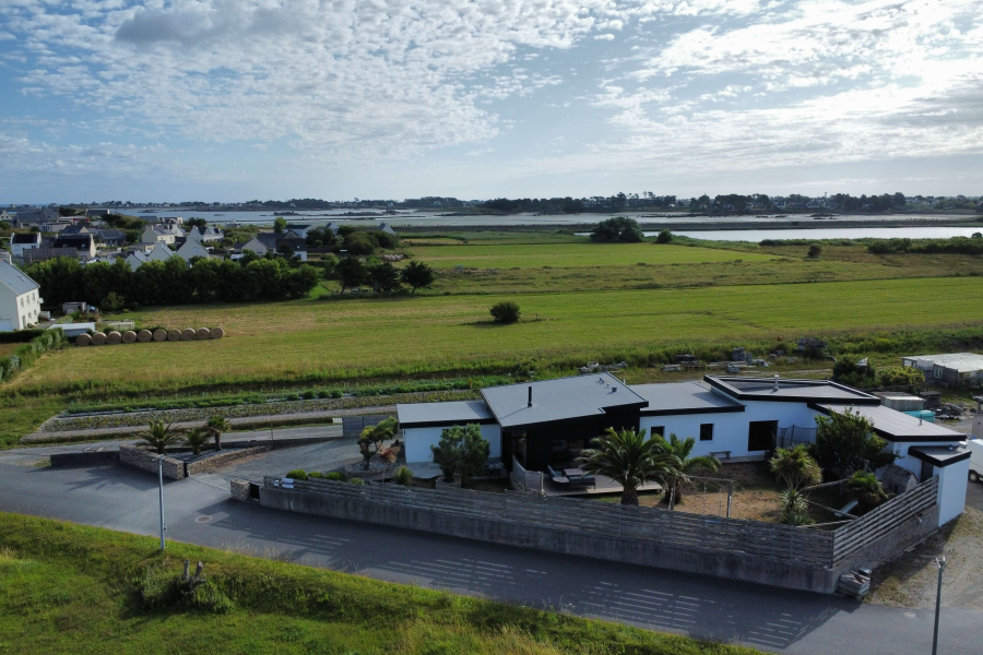 Belle maison contemporaine à 500 mètres de la plage à Guisseny