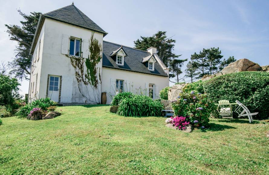 Maison de caractère les pieds dans l'eau