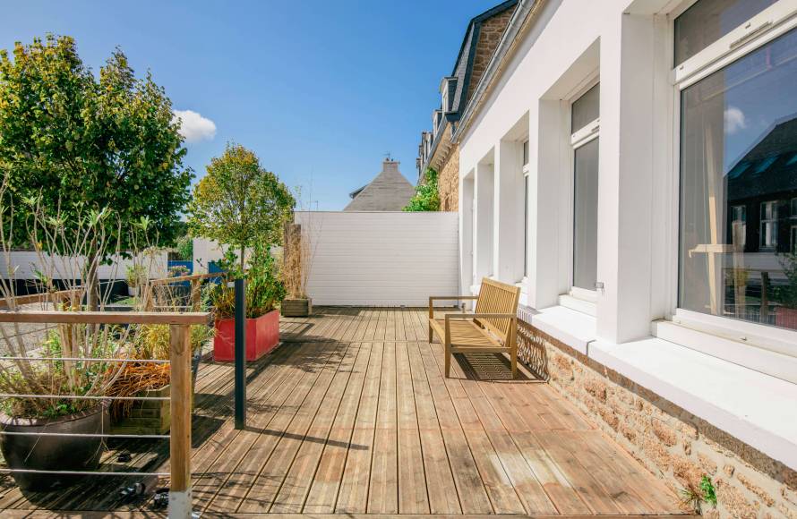 Ensemble Immobilier avec la plage à pieds