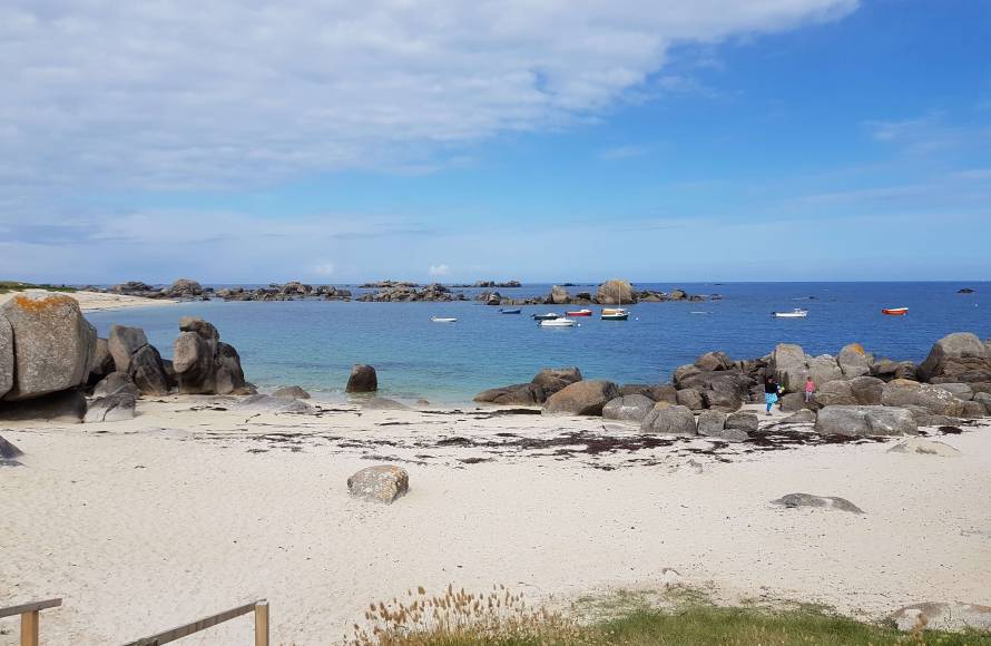 Maison à 300 mètres de la plage- Petite vue mer - Kerlouan