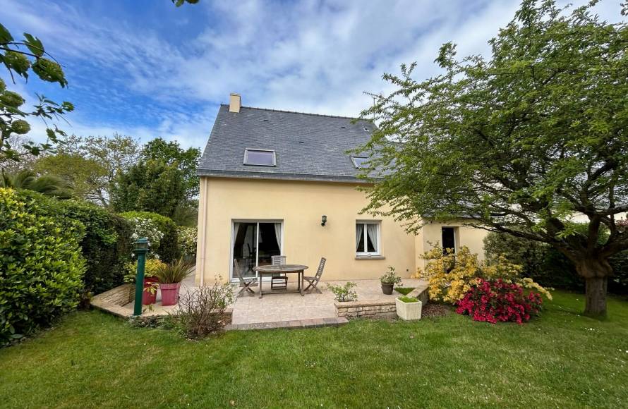 Maison contemporaine avec jardin dans un quartier calme de Dinard