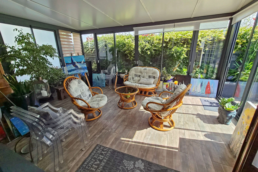 Maison contemporaine proche bourg et plages