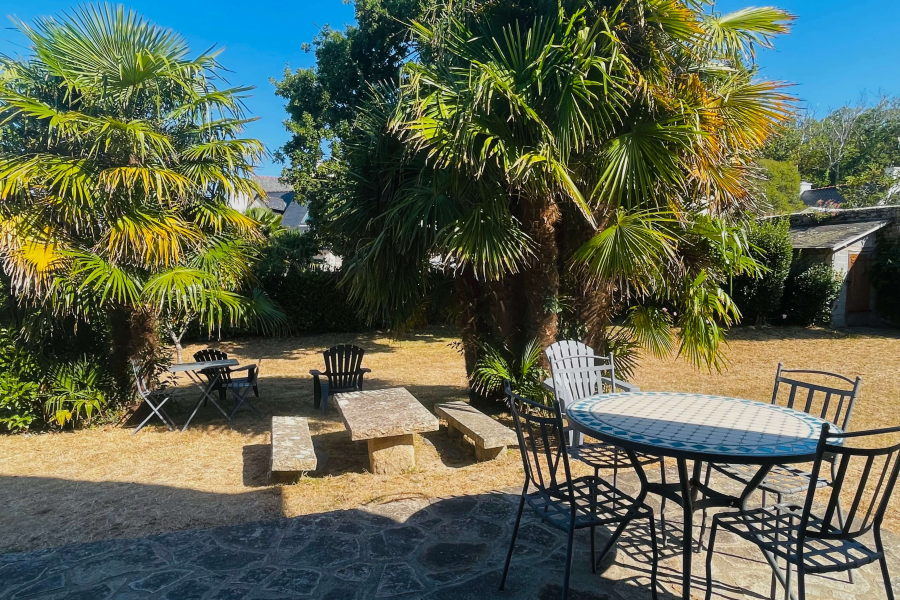 BENODET - VILLA DE CARACTERE. TRIANGE D'OR. POTENTIEL FONCIER EXCEPTIONNEL