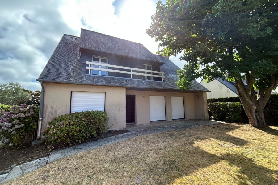 Maison contemporaine à Cancale à proximité de Port-Briac